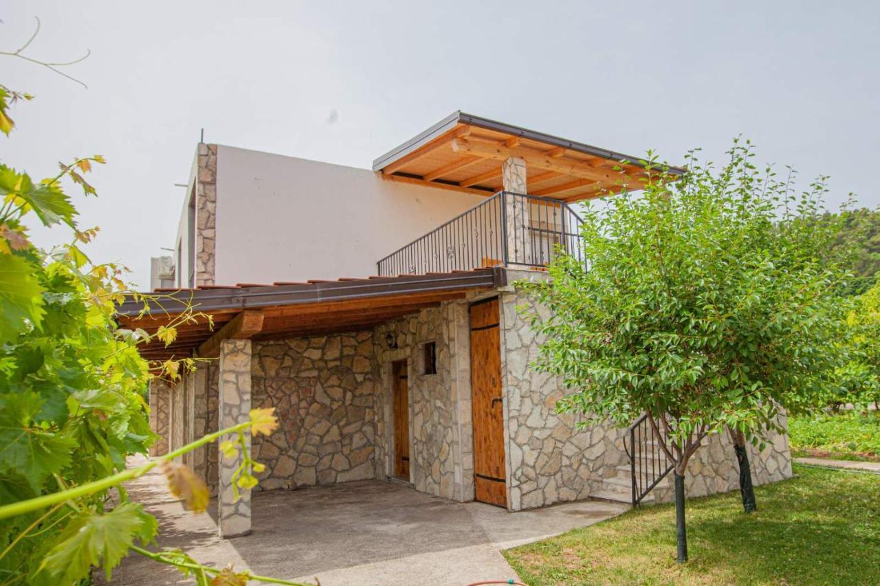 Vinarija "Delmo" Apartments Trebinje Exterior foto